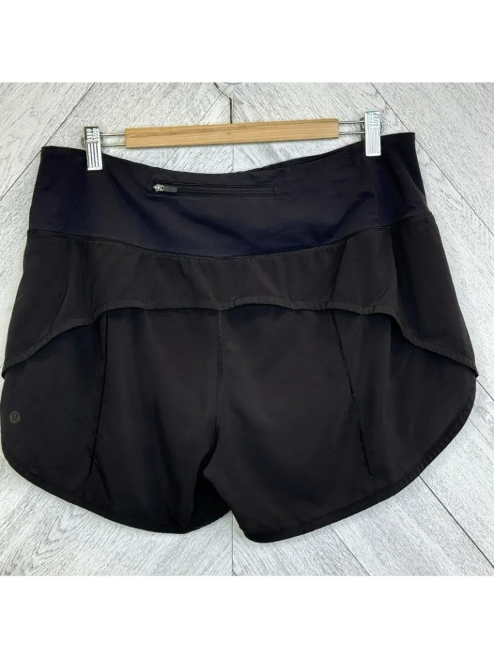 Lululemon Speed Up High Rise Lined Shorts Womens Size 12 Black 4